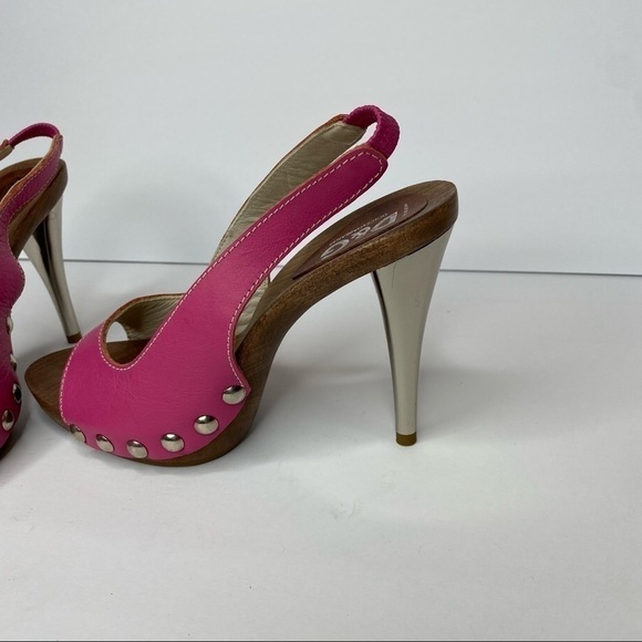 D&g Leather and Wood Heels - Picture 3 of 6